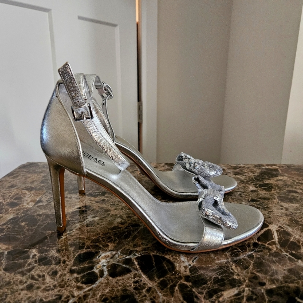 Michael Kors | Paris Open Toe Ankle Strap Sandals 10